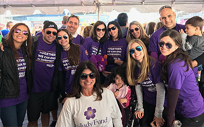Ozer family gathers at the Manhattan Walk to End Alzheimer's